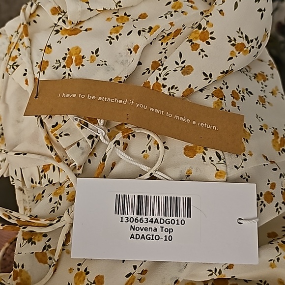 NWT, Reformation, Yellow and Ivory, Floral blouse, size 10 - Picture 3 of 3